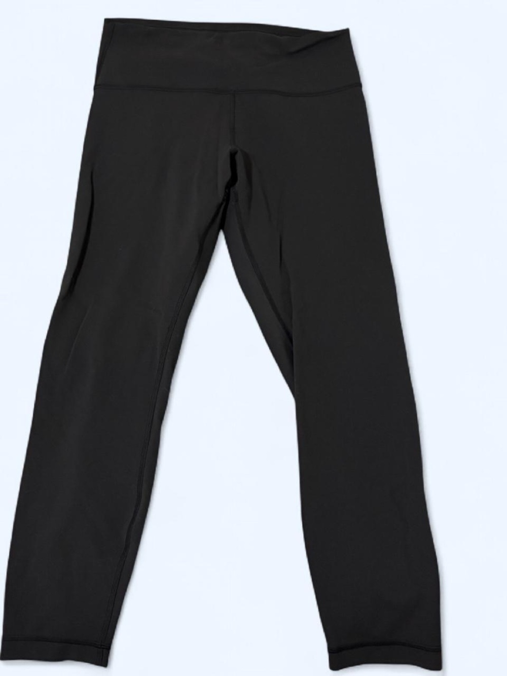 Black Lululemon Wunder train Leggings
